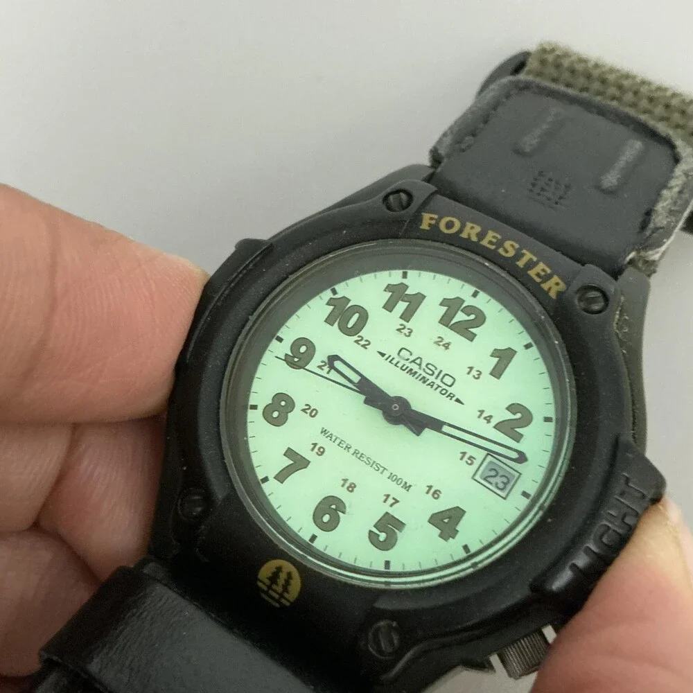 Vintage Casio Forester FT-500 Mens Watch 41mm Beige Dial Green Strap New Battery